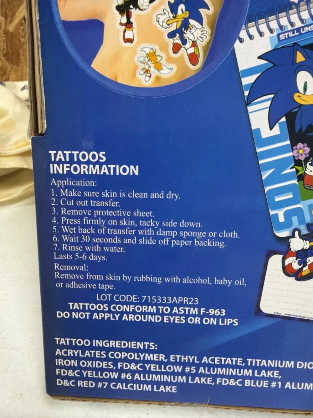 Sonic The Hedgehog Creativity Fun Art Set With Stickers Tattoos Markers Paints